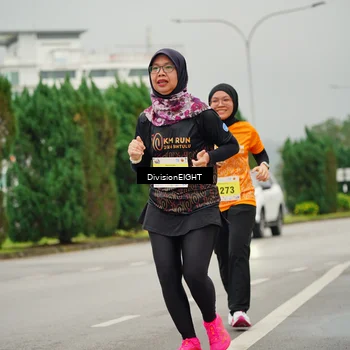 Runner Photo 8502518