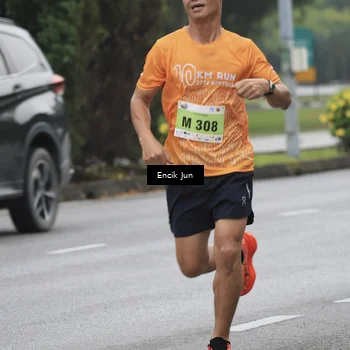 Runner Photo 8502535