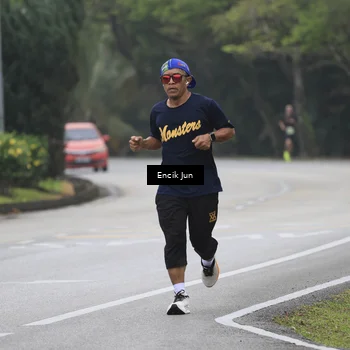Runner Photo 8502545