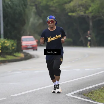 Runner Photo 8502554