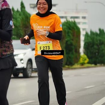 Runner Photo 8502555