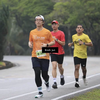 Runner Photo 8502579