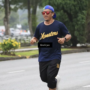 Runner Photo 8502592