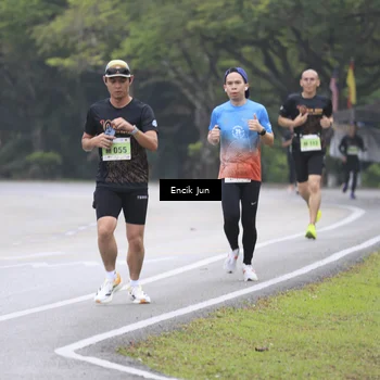 Runner Photo 8502600