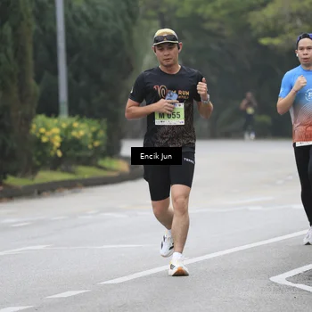 Runner Photo 8502608
