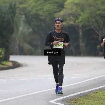 Runner Photo 8502641