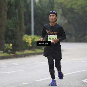Runner Photo 8502644