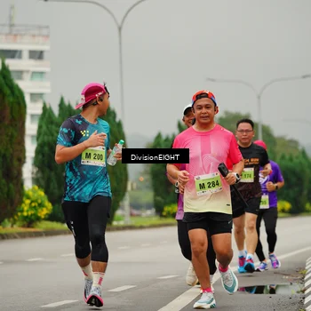 Runner Photo 8502648