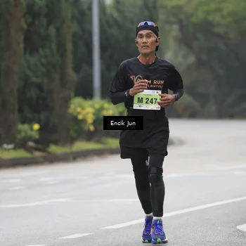 Runner Photo 8502649