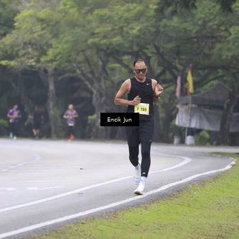 Runner Photo 8502676