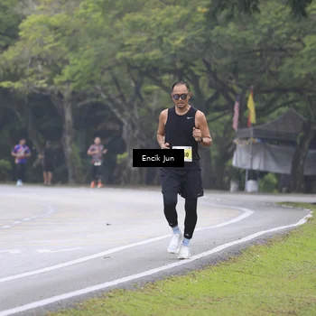Runner Photo 8502678