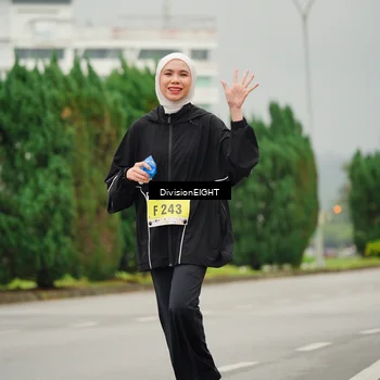 Runner Photo 8502697
