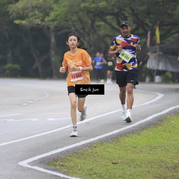 Runner Photo 8502754