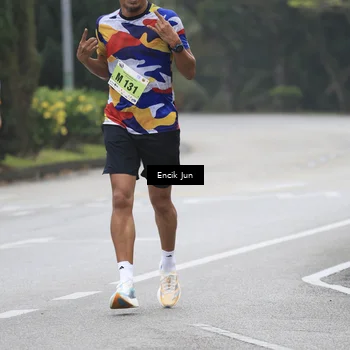Runner Photo 8502773