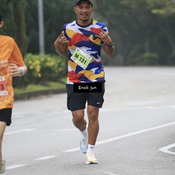 Runner Photo 8502775