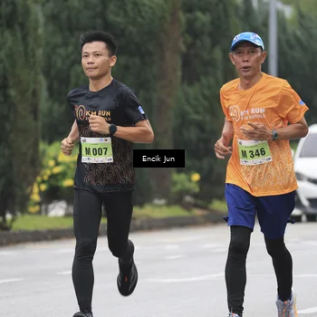 Runner Photo 8502796