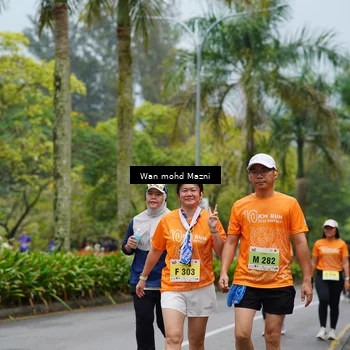Runner Photo 8502844