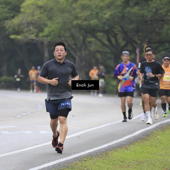 Runner Photo 8502859