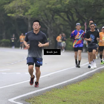 Runner Photo 8502870