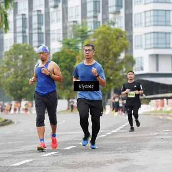 Runner Photo 8502875