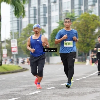 Runner Photo 8502920