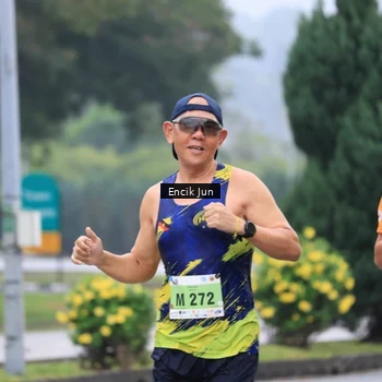 Runner Photo 8502925