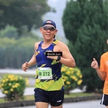 Runner Photo 8502933