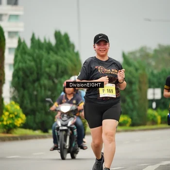 Runner Photo 8502975