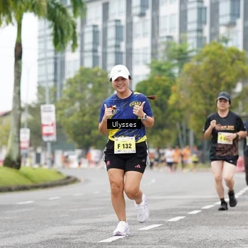 Runner Photo 8502980