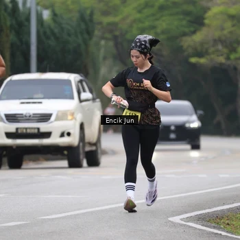 Runner Photo 8502983