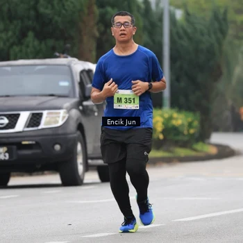 Runner Photo 8503006