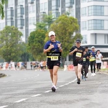 Runner Photo 8503022