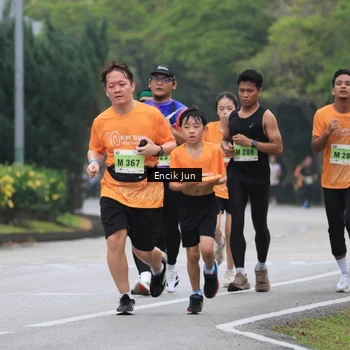 Runner Photo 8503029