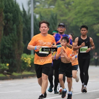 Runner Photo 8503036