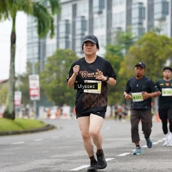 Runner Photo 8503049