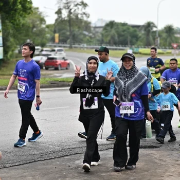 Runner Photo 8503054