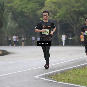 Runner Photo 8503115