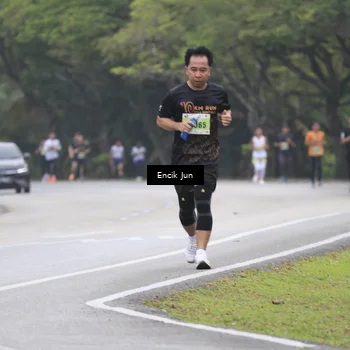 Runner Photo 8503134