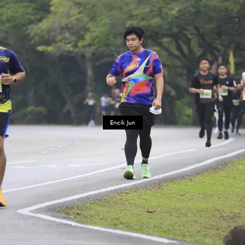 Runner Photo 8503172