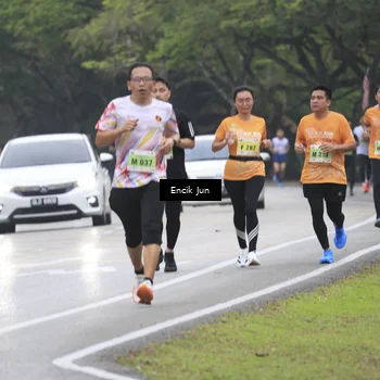 Runner Photo 8503183
