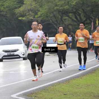 Runner Photo 8503192