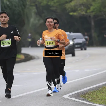 Runner Photo 8503210