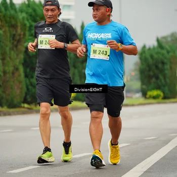 Runner Photo 8503220