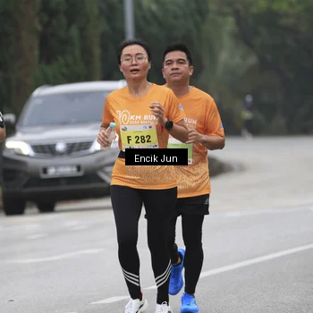 Runner Photo 8503223