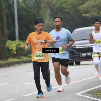 Runner Photo 8503233