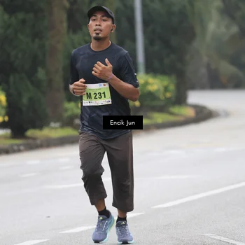 Runner Photo 8503259