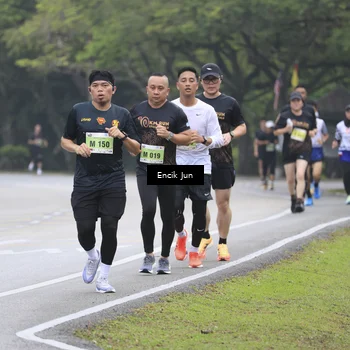 Runner Photo 8503278