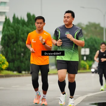 Runner Photo 8503294