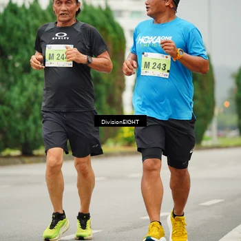 Runner Photo 8503295