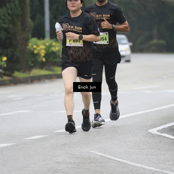 Runner Photo 8503331